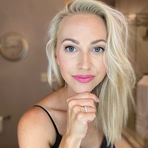 Meet your Posher, Allyson